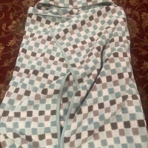 Peri Checkered Hooded Towel